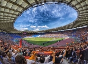 开云体育官网-尤文图斯球迷抗议裁判判罚，引起赛后风波，尤文图斯裁判队图片